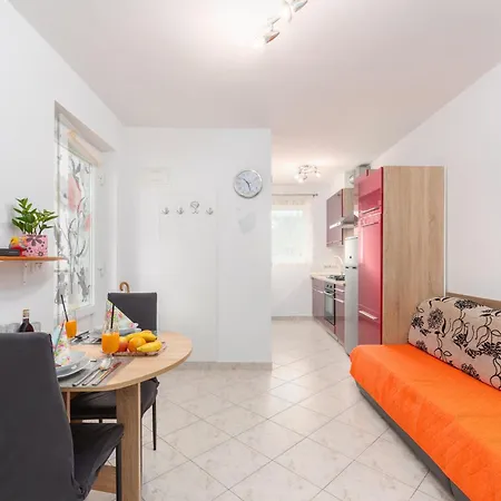Apartman Jani Гостевой дом Пореч